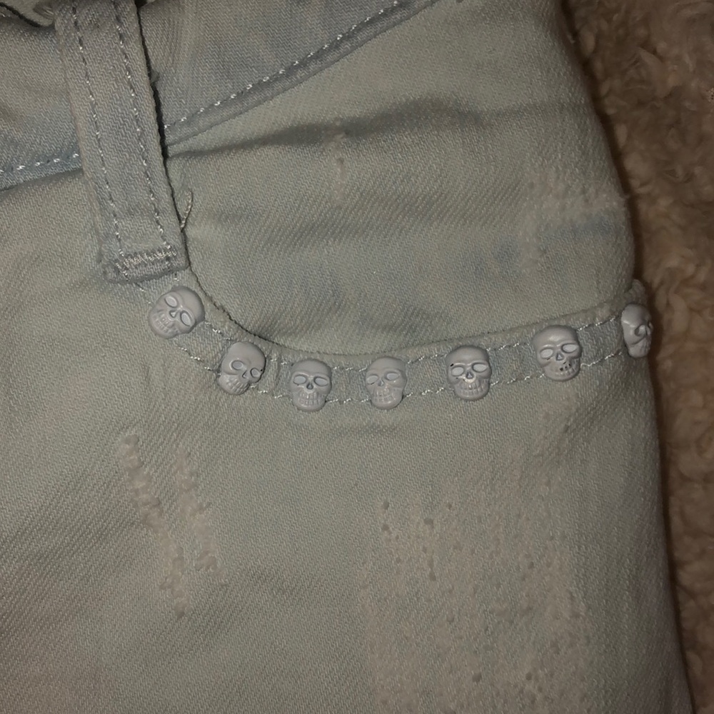 Shorts - Picture 2 of 2